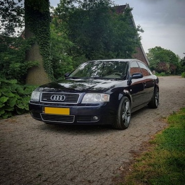 Audi A6 3.0 5V quattro (2003)
