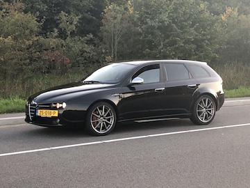 Alfa Romeo 159 Sportwagon 1.9 JTDm 16v TI (2008)