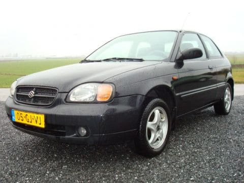 Suzuki Baleno 1.6 Sport (2000)