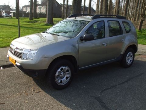 Dacia Duster dCi 110 4x2 Lauréate (2011)