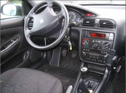 Peugeot 406 XR 2.0 HDI 90pk (2002)