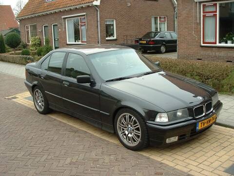 BMW 325i (1991)