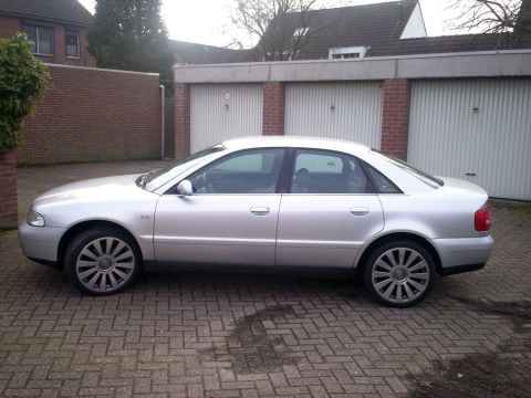 Audi A4 1.9 TDI 115pk (2000)