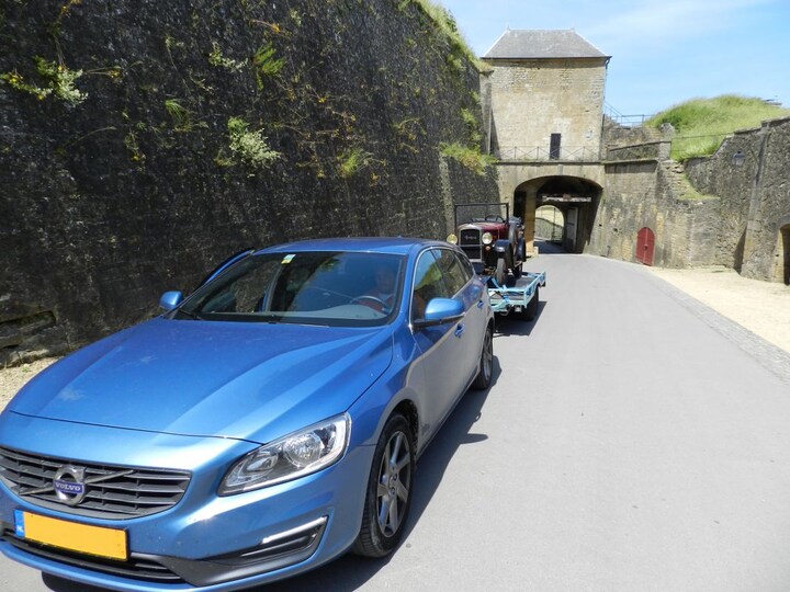 Volvo V60 D4 Momentum (2015)