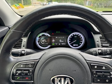 Kia Niro 1.6 GDi Hybrid Design Edition (2018)
