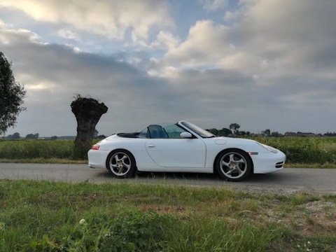 Porsche 911 Carrera Cabriolet