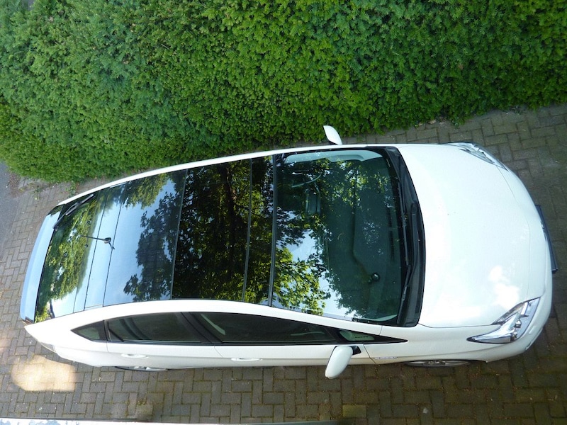 Toyota Prius 1.8 HSD Dynamic Business (2012)