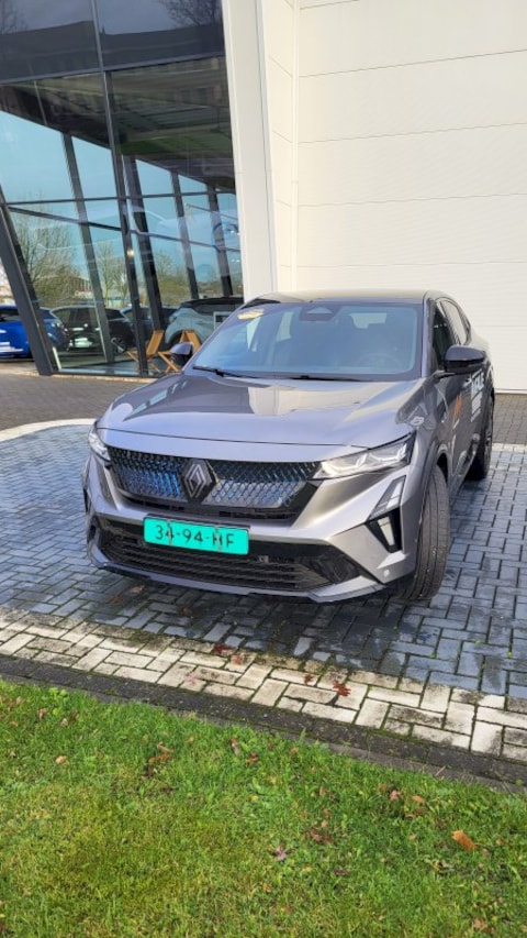Renault Rafale hybrid 200 Esprit Alpine