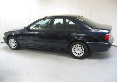 BMW 525td Executive (2000)