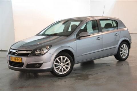 Opel Astra 1.7 CDTi 100pk Cosmo (2004)