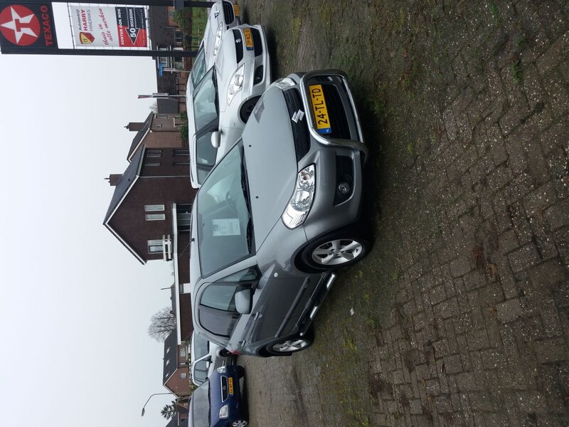 Suzuki SX4 1.6 Exclusive (2006)
