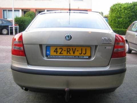 Skoda Octavia 1.6 Elegance (2005)