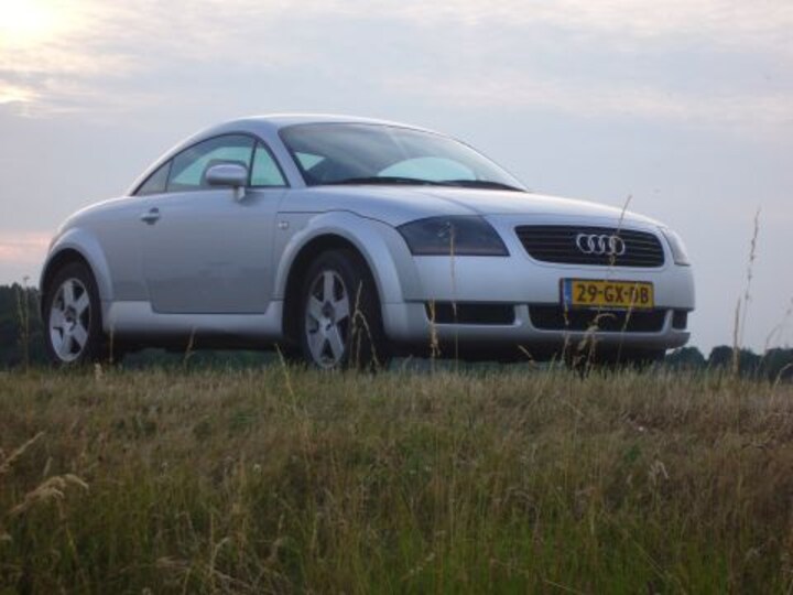 Audi TT Coupé 1.8 5V Turbo 180pk