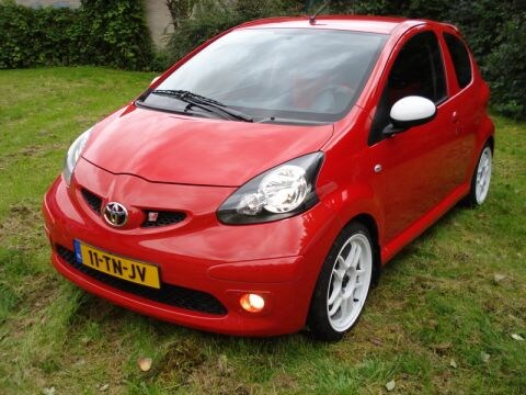 Toyota Aygo 1.0 12v VVT-i + (2006)