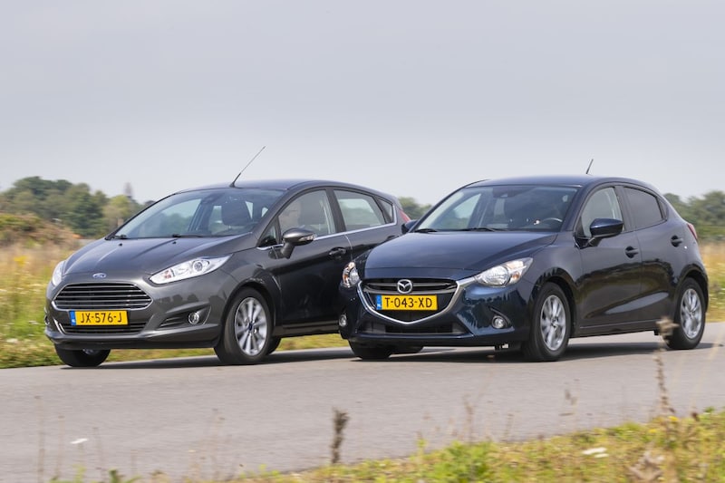 Stuurt leuk, lekker handzaam: occasiondubbeltest Ford Fiesta - Mazda 2