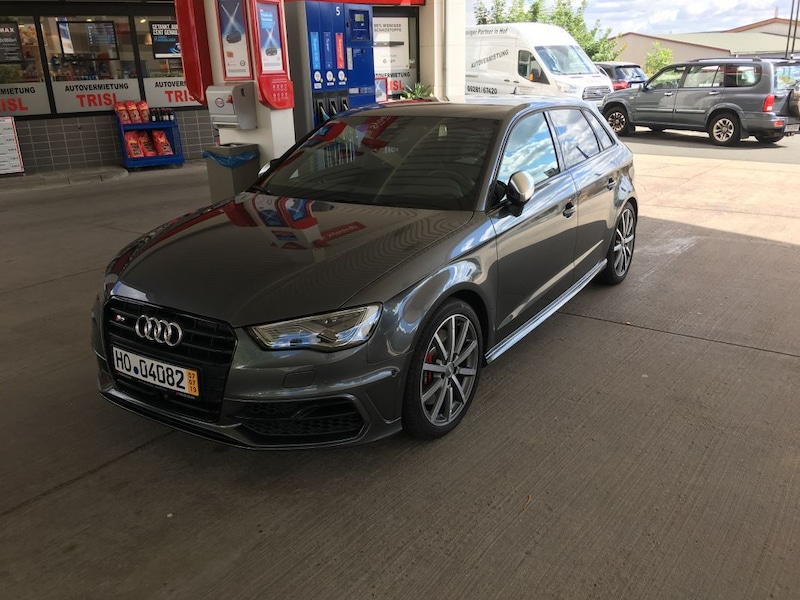 Audi S3 Sportback 2.0 TFSI quattro Pro Line + (2015)