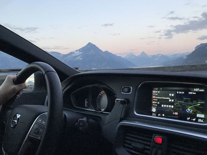 Volvo V40 Cross Country D2 Kinetic (2016)
