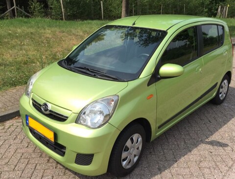 Daihatsu Cuore 1.0 Premium (2008)