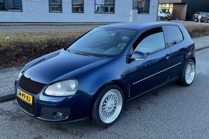 Volkswagen Golf 2.0 SDI die er uitziet als een GTI