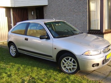 Rover 216 Docklands (1999)