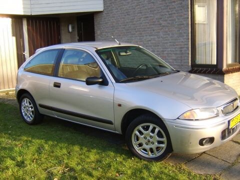 Rover 216 Docklands (1999)