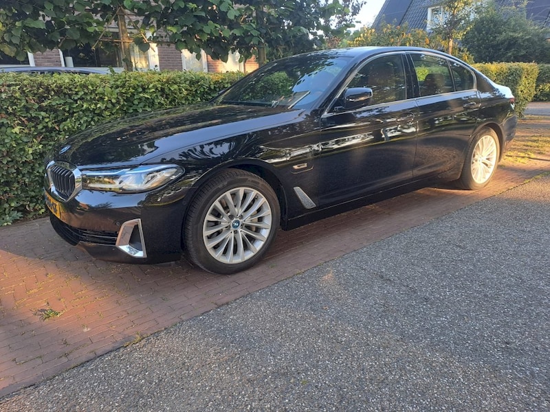 BMW 520e Business Edition Plus (2022)