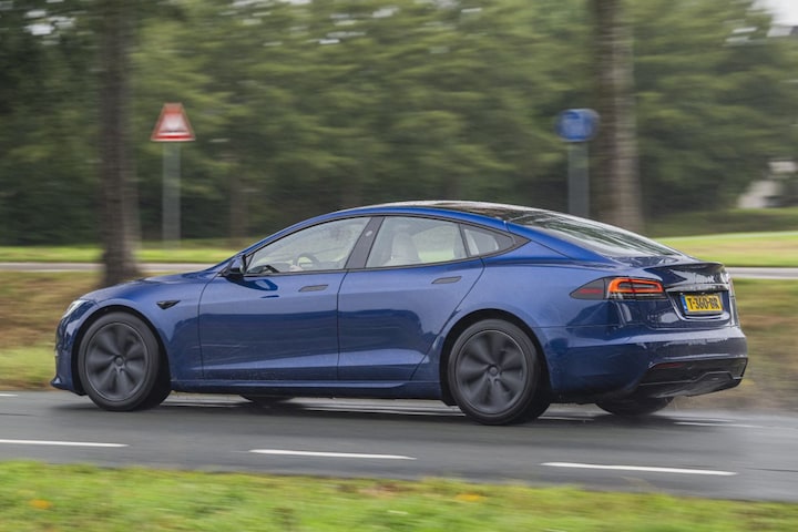 Tesla Model S Long Range (2023)