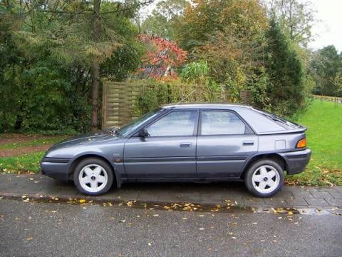 Mazda 323 F 1.6i GLX (1990)