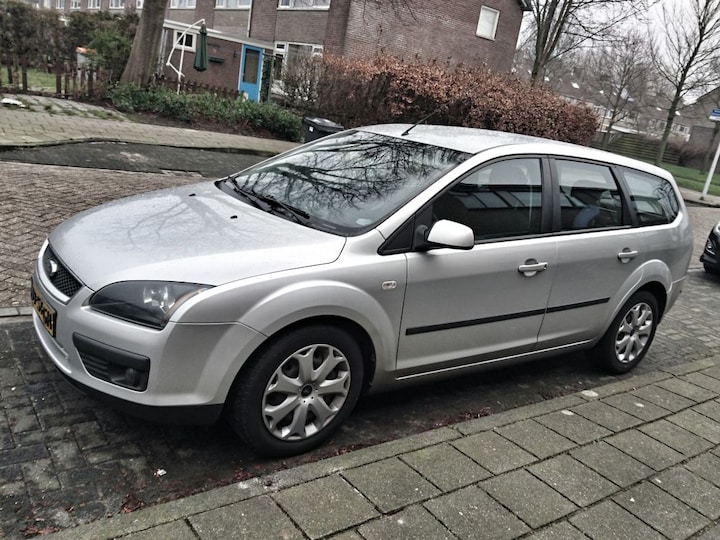 Ford Focus Wagon 1.6 TDCi 109pk Futura (2005)