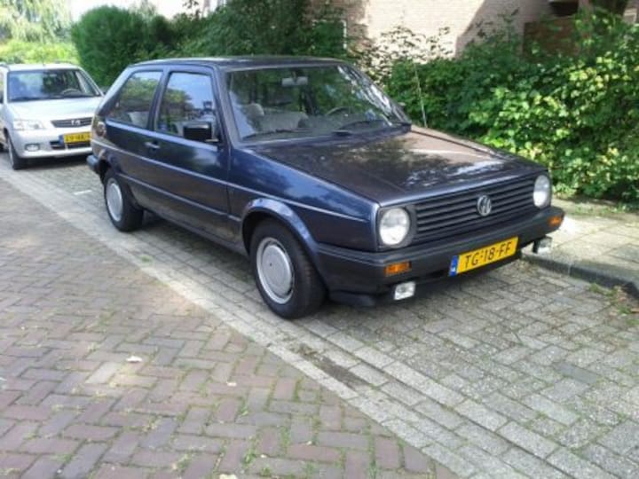Volkswagen Golf 1.3