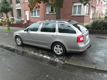 Skoda Octavia Combi 1.6 TDI GreenLine Businessline (2010)