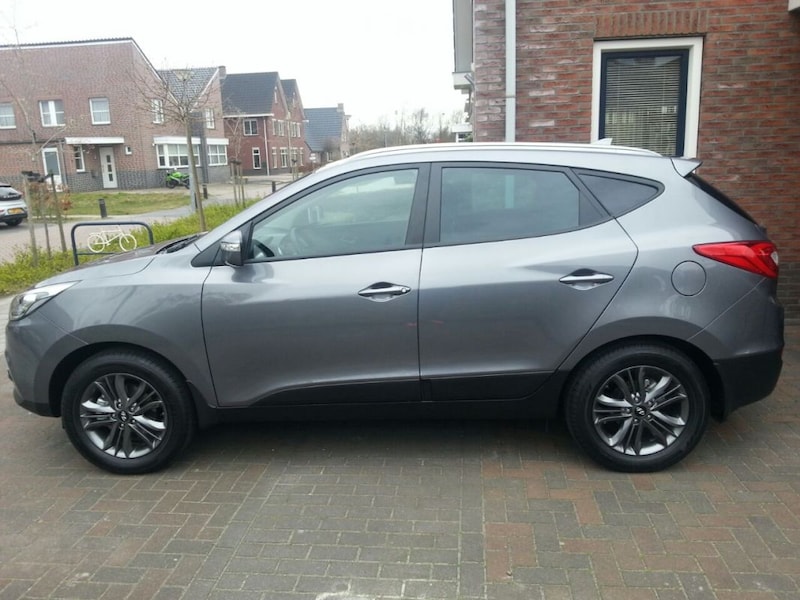 Hyundai ix35 1.6 GDI Go! 2WD (2015)