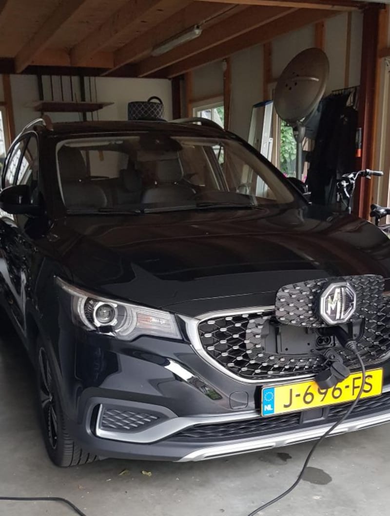 MG ZS EV Luxury (2020)