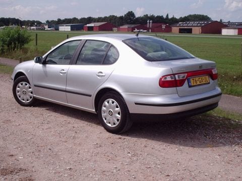 Seat Toledo 1.6 16V Signo (2001)