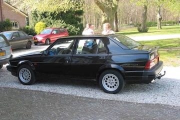 Alfa Romeo 75 3.0 V6 (1992)