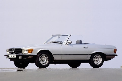 Mercedes-Benz 380 SL (1982)