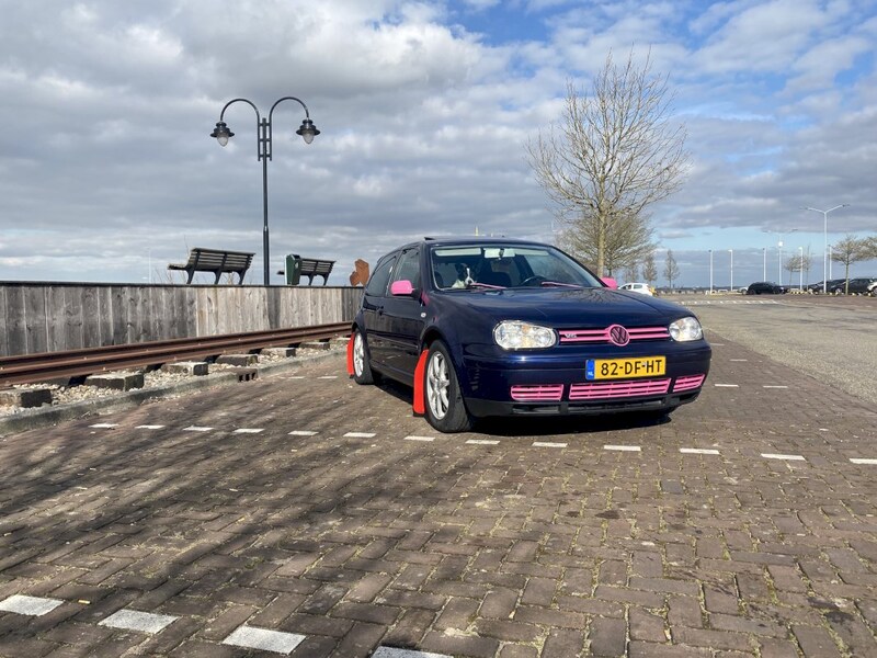 Volkswagen Golf 2.3 V5 Highline (1999)