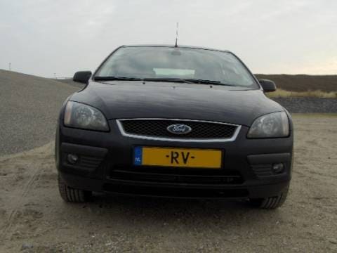 Ford Focus 2.0 16V Futura (2005)