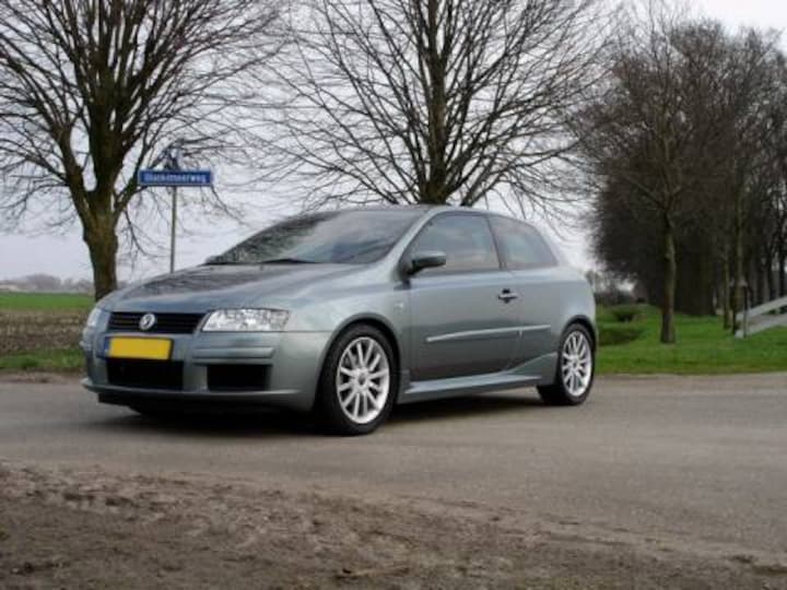 Fiat Stilo 2.4 20v Abarth Selespeed (2004)