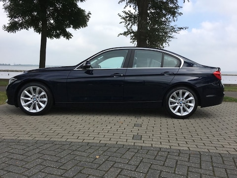BMW 320D Efficiënt Dynamics High Executive