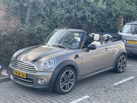 MINI Cabrio One Chili