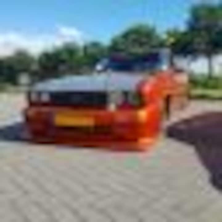 Lycan Capri