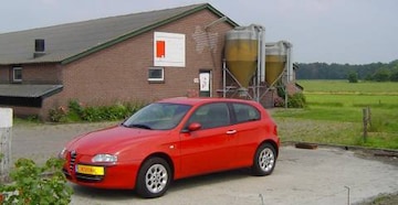 Alfa Romeo 147 1.6 T.Spark 16V Progression (2001)