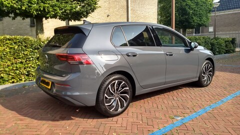 Volkswagen Golf 1.5 TSI 130pk Life Business