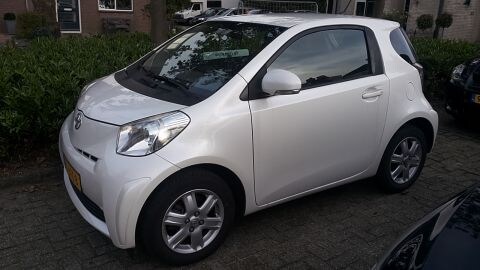 Toyota iQ 1.0 VVT-i Comfort (2009)