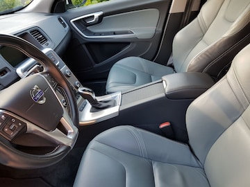 Volvo V60 D6 AWD Plugin-Hybrid Summum (2013)