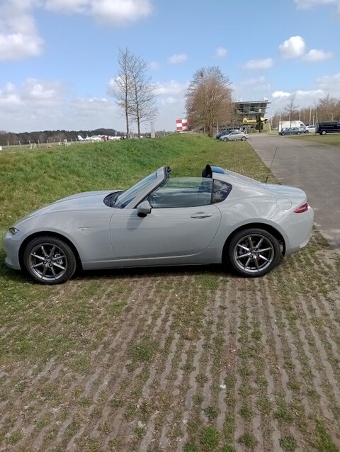 Mazda MX-5 RF SkyActiv-G 132 Exclusive-Line