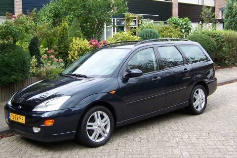 Ford Focus Wagon 1.8i 16V Trend (2000)