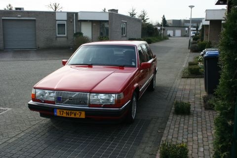 Volvo 760 GLE (1990)