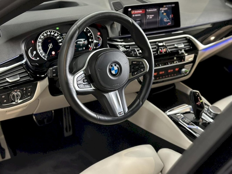 BMW 520i Touring (2019)